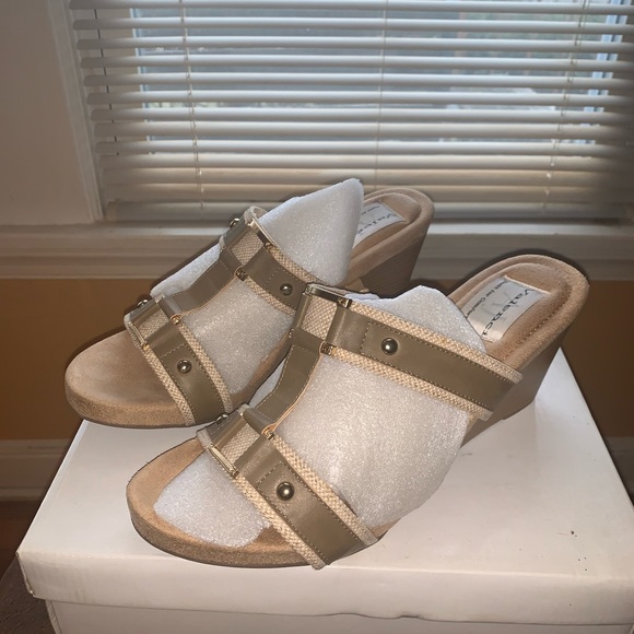 VALENCI - Picture 5 of 8